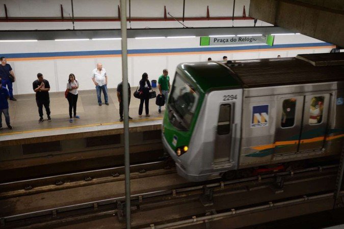 Trens de Metrô do Distrito Federal voltaram a circular normalmente após uma falha no fornecimento de energia -  (crédito: Minervino Júnior/CB/D.A.Press)