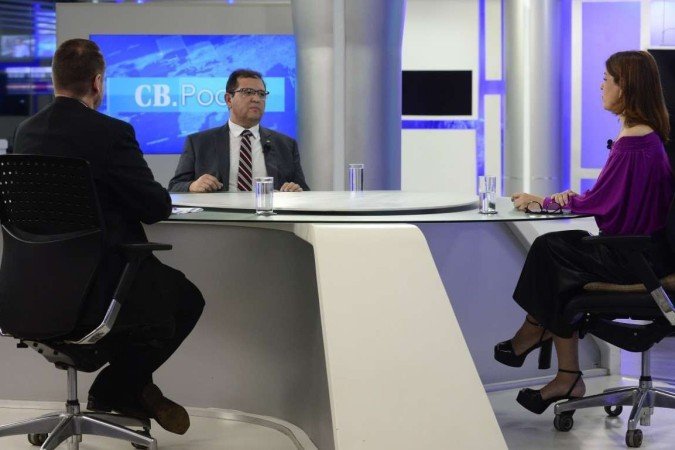 Presidente do IPEDF, Manoel Clementino, em entrevista aos jornalistas Ana Maria Campos e Roberto Fonseca - (crédito: Marcelo Ferreira/CB/D.A Press) Presidente do IPEDF, Manoel Clementino, em entrevista aos jornalistas Ana Maria Campos e Roberto Fonseca - (crédito: Marcelo Ferreira/CB/D.A Press)