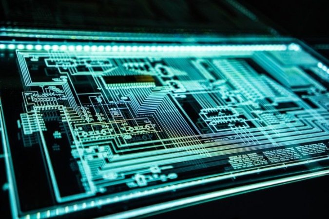A formação ensina a usar IA para interpretar dados de atendimento, identificar padrões em reclamações, automatizar respostas e melhorar a experiência do consumidor -  (crédito: Adi Goldstein Unsplash)