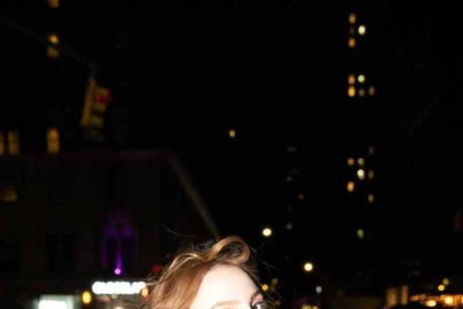 Carol Biazin traz a turnê Reversa a Brasília 