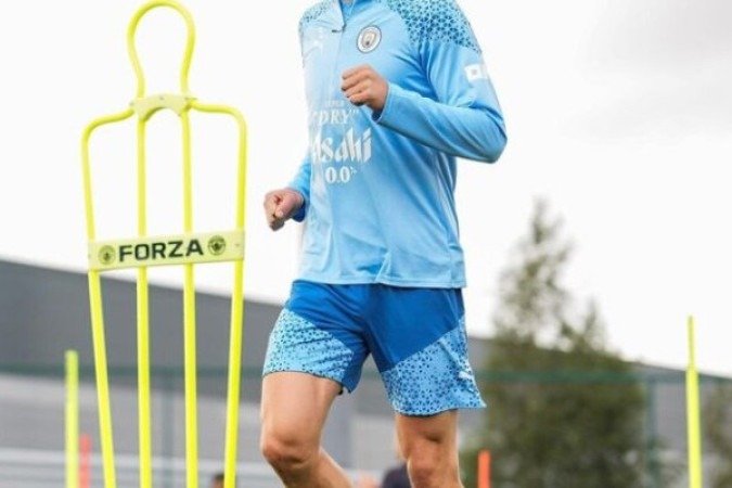 Erling Haaland, o fenomenal atacante norueguês, desponta como principal nome da competição da Fifa. Ele foi o artilheiro da edição da Champions vencida pelos ingleses (12 gols) e da Premier League também conquistada pelo City (35 gols). - Foto: Divulgação/Instagram Haaland