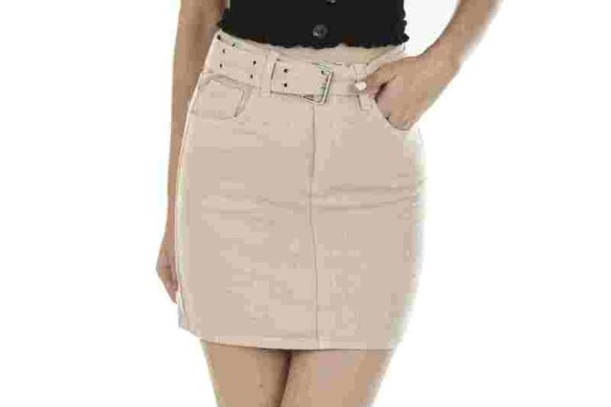 Formatos mais simples com cores claras são uma ótima pedida