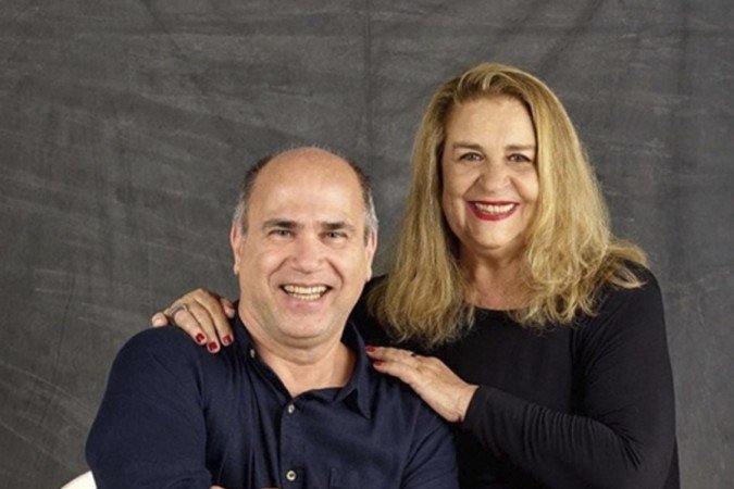 Parceiros há anos, Wanda Sá e Nelson Faria levam a bossa nova ao Clube do Choro -  (crédito:  Nana Moraes/Divulgação)