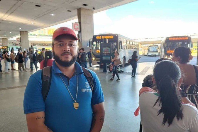 Gabriel Oliveira afirma que, às vezes, passa mais tempo no trânsito do que no trabalho