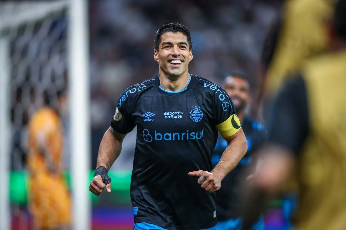 Suárez se diz 'animado para desafio' no Inter de Miami
