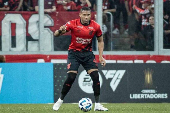 MATHEUS FELIPE - Mais combativo na marcação, segurou o ataque do Fortaleza no primeiro tempo, mas encontrou dificuldades com Yago Pikachu no segundo. NOTA: 5,5.