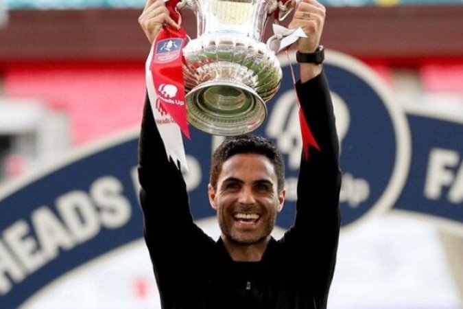 4º - Mikel Arteta, técnico do Arsenal. Foto: divulgação Arsenal