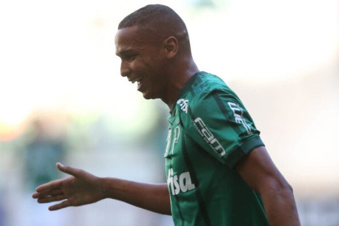O clube alviverde não derrota o Rubro-Negro na competição nacional desde 12 de novembro de 2017 (2 a 0 no Allianz Parque, com dois gols de Deyverson).