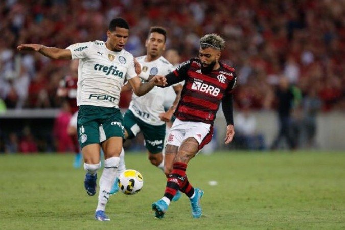 Relembre a seguir os dez últimas partidas entre Flamengo e Palmeiras pelo Campeonato Brasileiro!