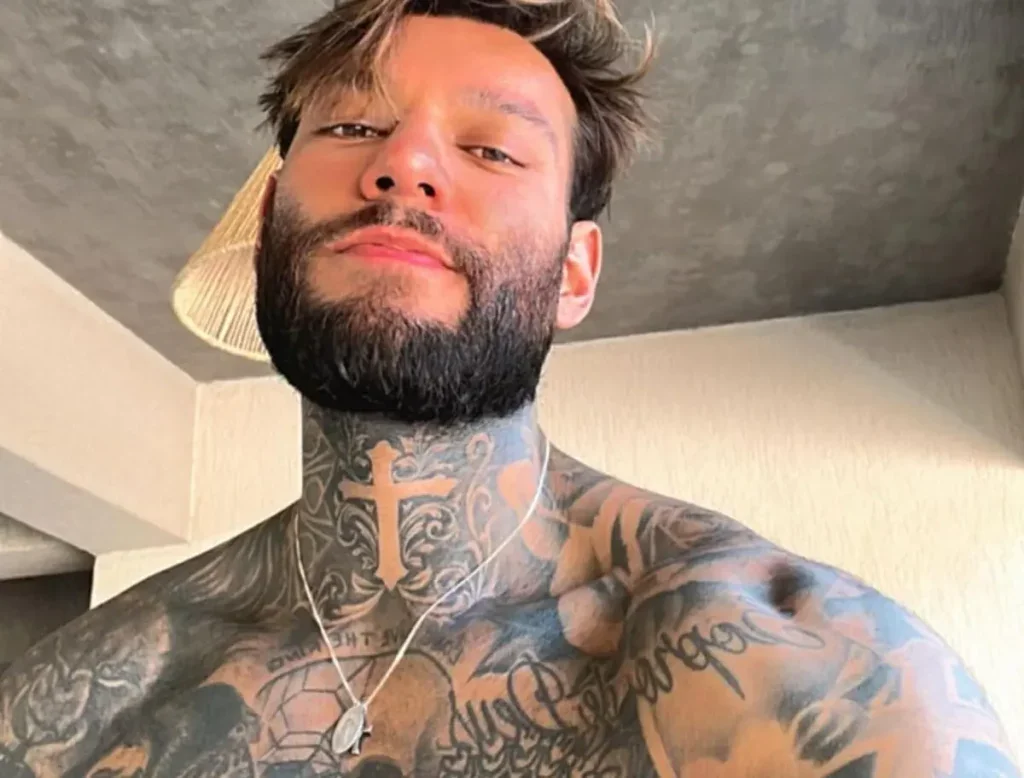 Mesmo com o desabafo e revelando que ficará um pouco afastado das redes sociais, Lucco não revelou o motivo da mensagem - (crédito: Reprodução/Instagram) Mesmo com o desabafo e revelando que ficará um pouco afastado das redes sociais, Lucco não revelou o motivo da mensagem - (crédito: Reprodução/Instagram)