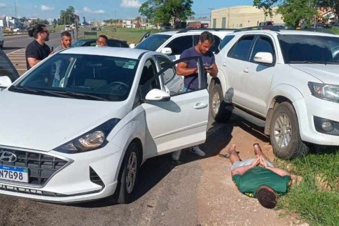 Momento da prisão dos acusados - (crédito: Divulgação/PCDF) Momento da prisão dos acusados - (crédito: Divulgação/PCDF)