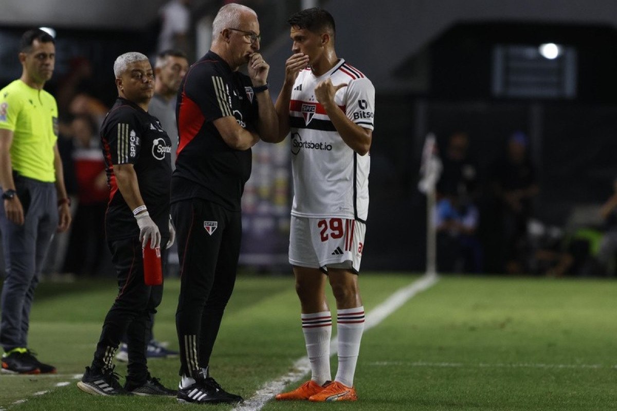 Sem Morumbi, São Paulo vai jogar na Vila Belmiro contra o RB Bragantino