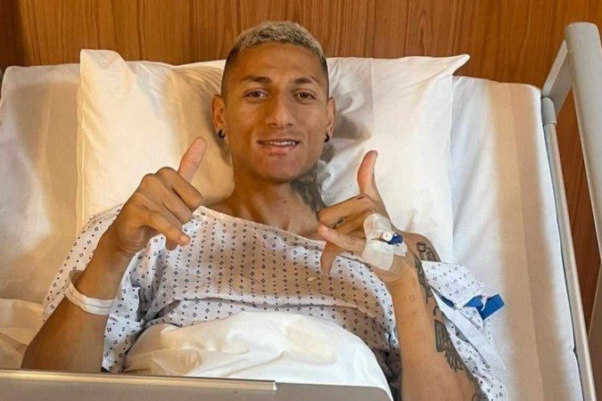 Richarlisson está internado após passar por cirurgia - (crédito: Reprodução Instagram) Richarlisson está internado após passar por cirurgia - (crédito: Reprodução Instagram)