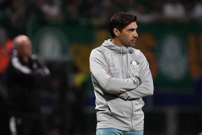  O t..cnico Abel Ferreira, da SE Palmeiras, em jogo contra a equipe do C Atl..tico Mineiro, durante partida v..lida pela oitava de final, volta, da Copa Libertadores, na arena Allianz Parque. (Foto: Cesar Greco/Palmeiras/by Canon)
     -  (crédito:  CESAR GRECO)