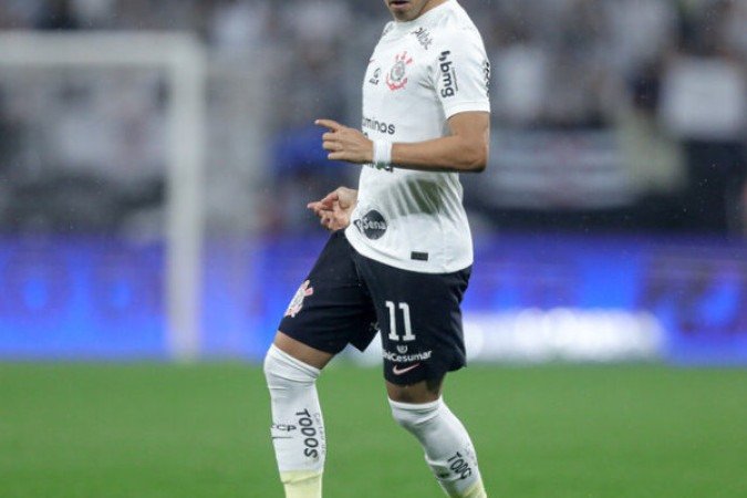 ROMERO - Buscou o jogo e fez boas jogadas no primeiro tempo, levando a defesa do Atlético a pará-lo com faltas. Fez o gol corintiano. Caiu na etapa final e foi corretamente substituído. - NOTA 6,5 - Foto: Rodrigo Coca / Ag. Corinthians