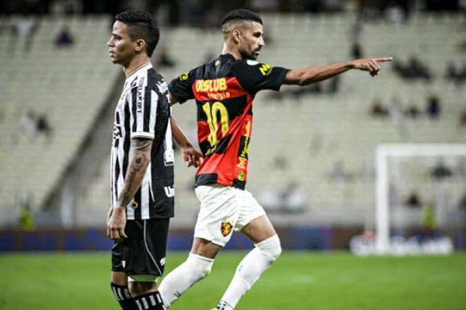 11º Ceará - 47 pontos - zero chance de acesso, zero chance de título e zero risco de rebaixamento - Foto: Kely Pereira/Sport