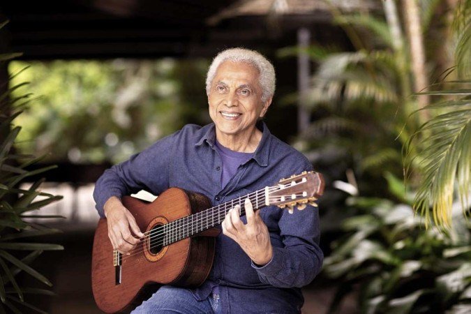 Chamado de Príncipe do Samba, Paulinho da Viola lançou 35 discos e contabiliza sucessos que fazem parte da memória afetiva de incontáveis fãs - (crédito: Leo Aversa/Divulgação) Chamado de Príncipe do Samba, Paulinho da Viola lançou 35 discos e contabiliza sucessos que fazem parte da memória afetiva de incontáveis fãs - (crédito: Leo Aversa/Divulgação)
