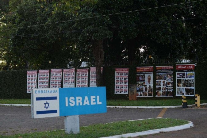 Embaixada de Israel, em Brasília, divulga nota informando que as duas delegações brasileiras no país estão em segurança -  (crédito: Minervino Júnior/CB/D.A.Press)