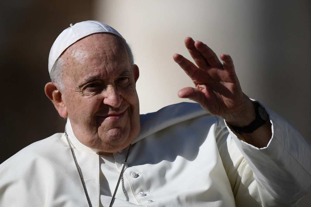 Papa Francisco cancela ida à COP28 por infecção pulmonar