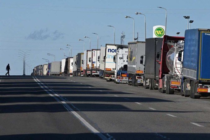 O bloqueio começou desde o início da semana por caminhoneiros poloneses para denunciar a concorrência O bloqueio começou desde o início da semana por caminhoneiros poloneses para denunciar a concorrência
