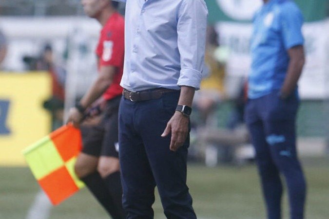 Após o Estadual, muitos pediam por uma mudança no comando técnico da equipe, mas Textor bancou a permanência de Luis Castro. Foto: Vitor Silva/Botafogo