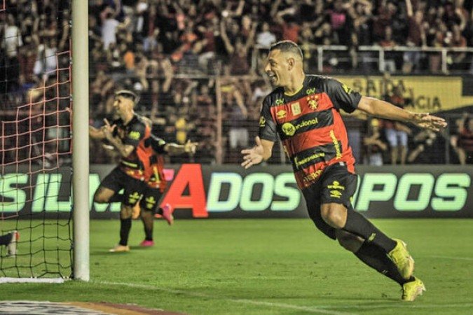 Sport (5º colocado com 59 pontos): 41,3% chances de acesso - Jogos que restam: Atlético-GO (c), Vitória (f) e Sampaio Corrêa (c). - Foto:Divulgação/Sport Club do Recife