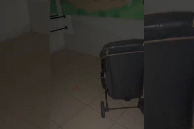 Creche foi interditada por auditores fiscais, na manhã desta sexta-feira (10/11) - (crédito: material cedido ao Correio) Creche foi interditada por auditores fiscais, na manhã desta sexta-feira (10/11) - (crédito: material cedido ao Correio)