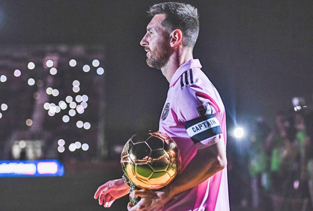 Messi é homenageado no Inter Miami após Bola de Ouro