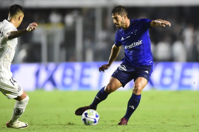 SILVA - Saiu cedo, com uma torção em um dos joelhos. Cedeu a vaga para Machado. Fica, portanto, SEM NOTA - Foto: Staff Images/Cruzeiro