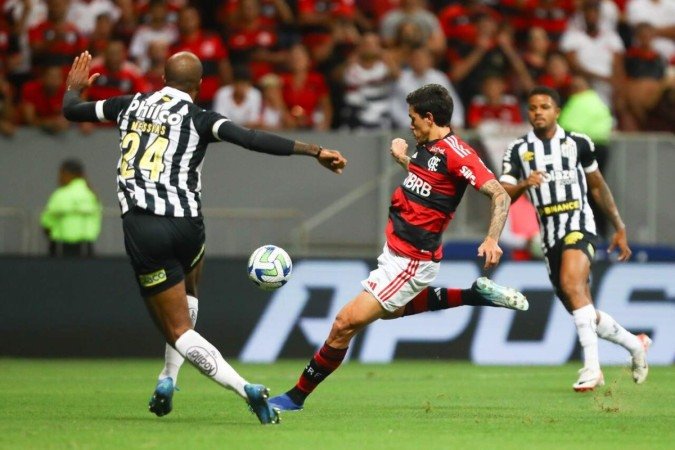 STJD denuncia Flamengo, Gerson e Bruno Henrique - (crédito: Jogada10) STJD denuncia Flamengo, Gerson e Bruno Henrique - (crédito: Jogada10)