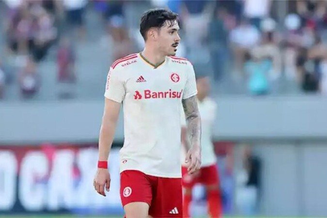 MAURÍCIO - Demonstrou um pouco mais de vontade do que seus companheiros. Insuficiente, porém, para armar ataques e produzir algo relevante. Saiu, no fim, para a entrada de Pedro Henrique - NOTA: 5,5 - Foto: Ricardo Duarte/Internacional