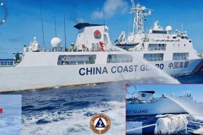 Mantendo uma forte vigilância, dezenas de guardas costeiras e navios da China perseguiam e cercavam embarcações das Filipinas - (crédito: Philippine Coast Guard / AFP) Mantendo uma forte vigilância, dezenas de guardas costeiras e navios da China perseguiam e cercavam embarcações das Filipinas - (crédito: Philippine Coast Guard / AFP)