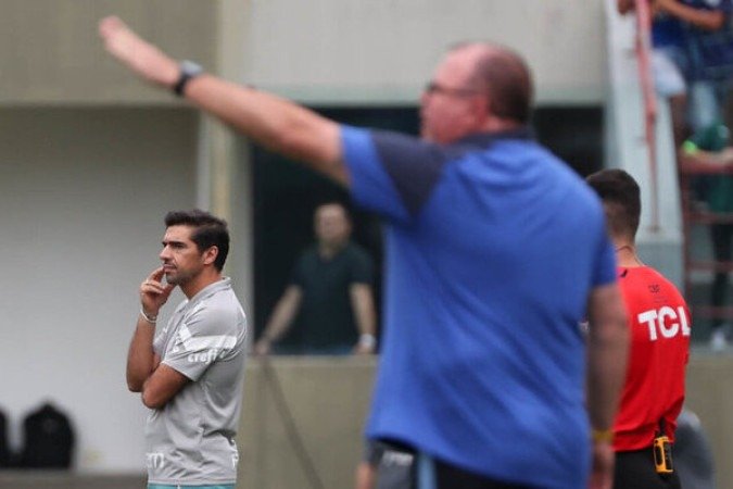 Desde que reassumiu a liderança do banco santista, Marcelo Fernandes não perdeu clássicos - venceu o Palmeiras por 2 a 1, em Barueri, e empatou com o Corinthians por 1 a 1, na Neo Química Arena. - Foto: Cesar Greco/Palmeiras