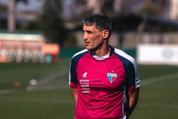 Fortaleza (Juan Pablo Vojvoda) - Um dos trabalhos mais longevos da Série A. Foi anunciado pelo Leão do Pici em maio de 2021. De lá pra cá, faturou um tricampeonato cearense, além de uma Copa do Nordeste. Também levou o Fortaleza à sua primeira participação na Copa Libertadores, em 2022, e ao vice-campeonato da Copa Sul-Americana - Foto: Mateus Lotif/FEC