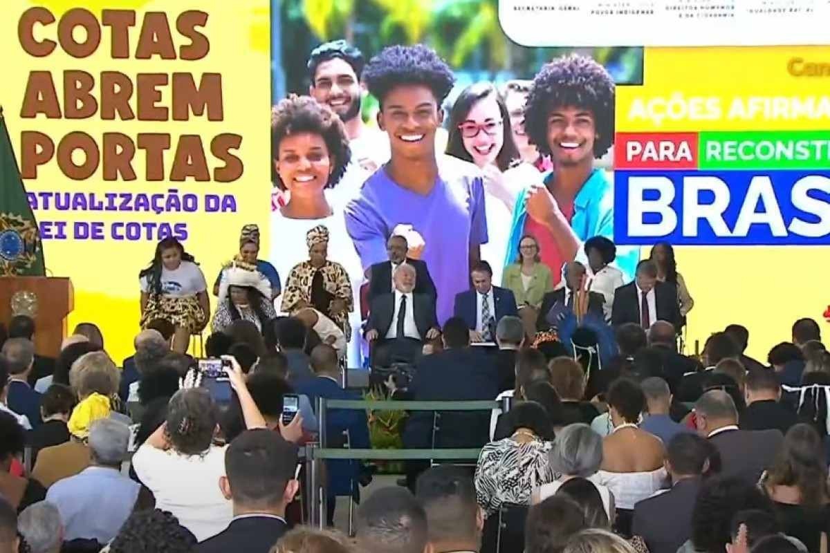 Silvio Almeida e Sonia Guajajara celebram atualização da Lei de Cotas