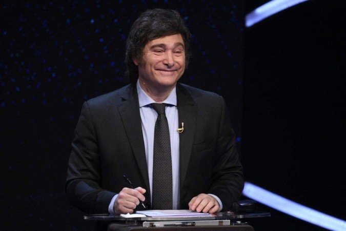 Milei já disse que esfriará as relações com o Brasil e que levará a Argentina para fora do Mercosul - (crédito: Luis Robayo/AFP)) Milei já disse que esfriará as relações com o Brasil e que levará a Argentina para fora do Mercosul - (crédito: Luis Robayo/AFP))