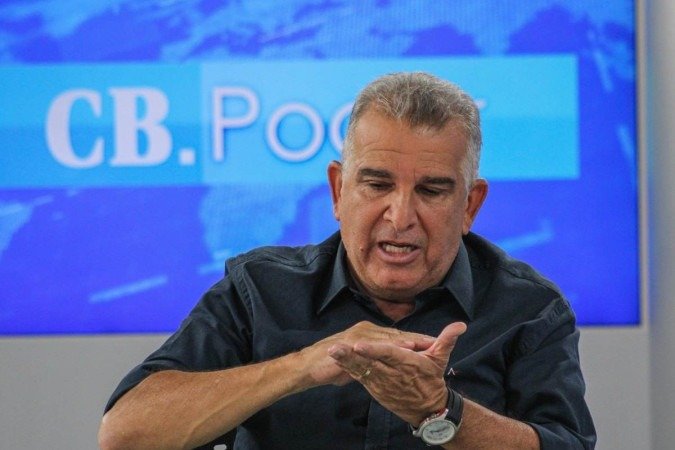 CB.Poder entrevista Fauzi Nacfur, presidente do DER-DF. Na bancada, os jornalistas Adriana Bernardes e Roberto Fonseca. - (crédito: Kayo Magalhães/CB/D,A Press) CB.Poder entrevista Fauzi Nacfur, presidente do DER-DF. Na bancada, os jornalistas Adriana Bernardes e Roberto Fonseca. - (crédito: Kayo Magalhães/CB/D,A Press)
