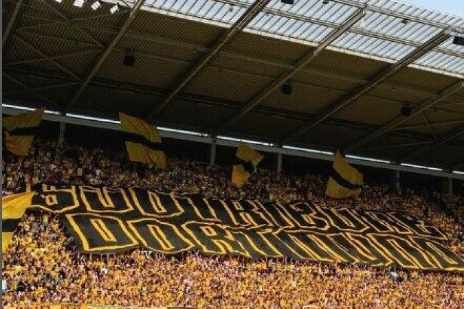 1º Borussia Dortmund (Alemanha): 81.365 torcedores. Foto: Reprodução/Instagram