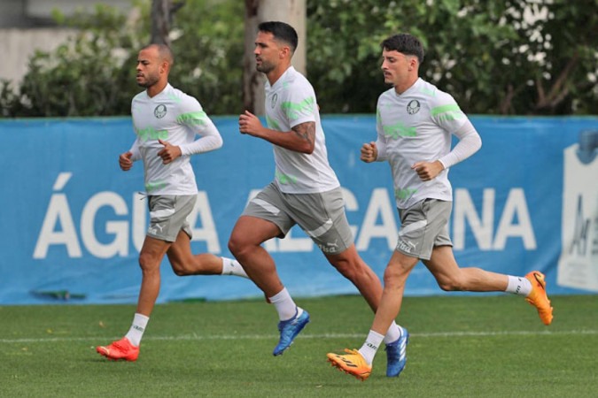  Treino do Palmeiras - Mayke, Luan e Joaqu..n Piquerez - Cesar Greco/SE Palmeiras
     -  (crédito:  CESAR GRECO)