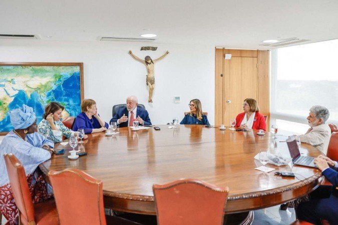 Presidente da Rep..blica, Luiz In..cio Lula da Silva, durante Mulheres no poder: estrat..gias para a implementa....o do Objetivo de..Desenvolvimento Sustent..vel da ONU para alcan..ar a igualdade de g..nero...Pal..cio do Planalto. - (crédito: Ricardo Stuckert/PR) Presidente da Rep..blica, Luiz In..cio Lula da Silva, durante Mulheres no poder: estrat..gias para a implementa....o do Objetivo de..Desenvolvimento Sustent..vel da ONU para alcan..ar a igualdade de g..nero...Pal..cio do Planalto. - (crédito: Ricardo Stuckert/PR)
