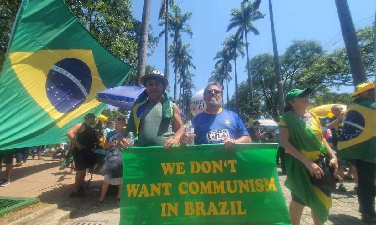 Proclamação da República é marcada por protestos bolsonaristas esvaziados