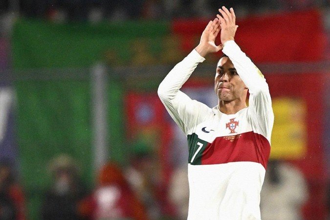 Cristiano Ronaldo possui cinco bolas de ouro e cinco premiações do IFFHS - (crédito: AFP) Cristiano Ronaldo possui cinco bolas de ouro e cinco premiações do IFFHS - (crédito: AFP)