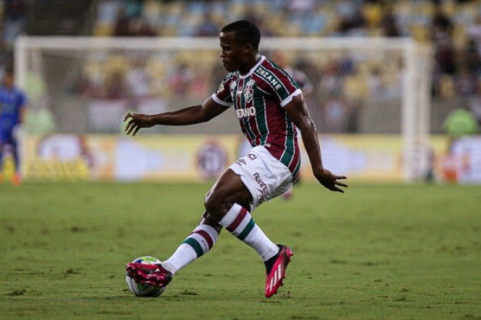 O colombiano Arias é outro jogador do Fluminense convocado neste período. Foto: Mailson Santana/FFC