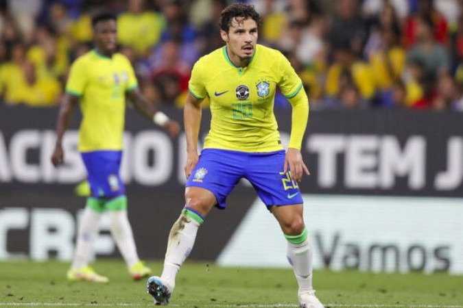 O meia palmeirense Raphael Veiga foi mais uma vez chamado por Diniz para defender o Brasil. Foto: Joilson Marconne/CBF