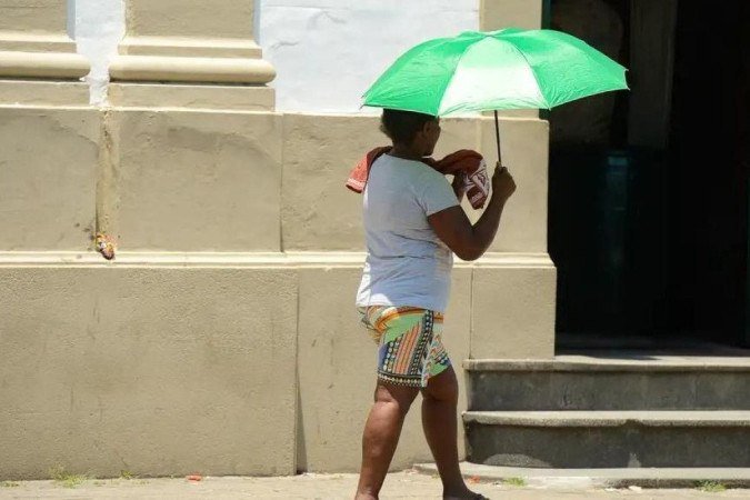 O que é o 'domo de calor', fenômeno por trás dos recordes de temperatura no Brasil - (crédito: Tomaz Silva/Agência Brasil) O que é o 'domo de calor', fenômeno por trás dos recordes de temperatura no Brasil - (crédito: Tomaz Silva/Agência Brasil)