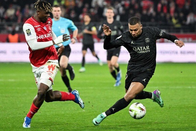 PSG não pensa em oferecer renovação contratual a Mbappé no momento - (crédito: Jogada10) PSG não pensa em oferecer renovação contratual a Mbappé no momento - (crédito: Jogada10)