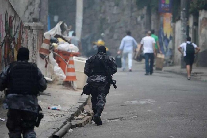 Bahia, Rio de Janeiro e Pernambuco foram os estados com maior índice de letalidade policial contra negros em 2022 -  (crédito: Fernando Fazão/Agência Brasil)