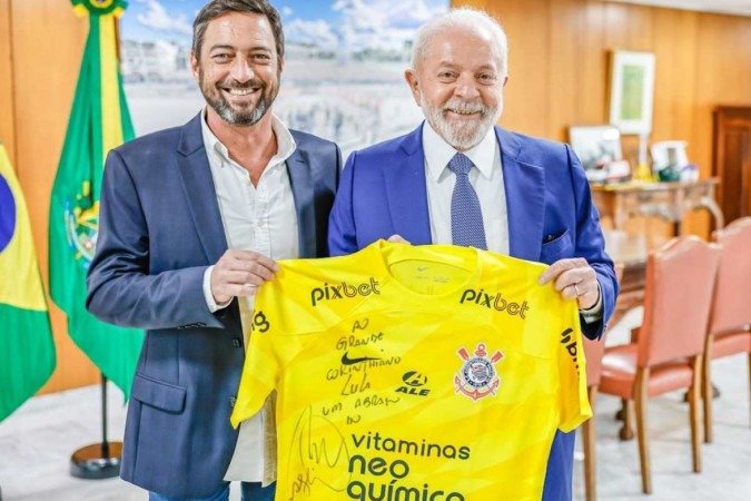 No Planalto, Lula se reuniu com o presidente do Corinthians, Duílio Monteiro Alves - (crédito: Ricardo Stuckert / PR) No Planalto, Lula se reuniu com o presidente do Corinthians, Duílio Monteiro Alves - (crédito: Ricardo Stuckert / PR)