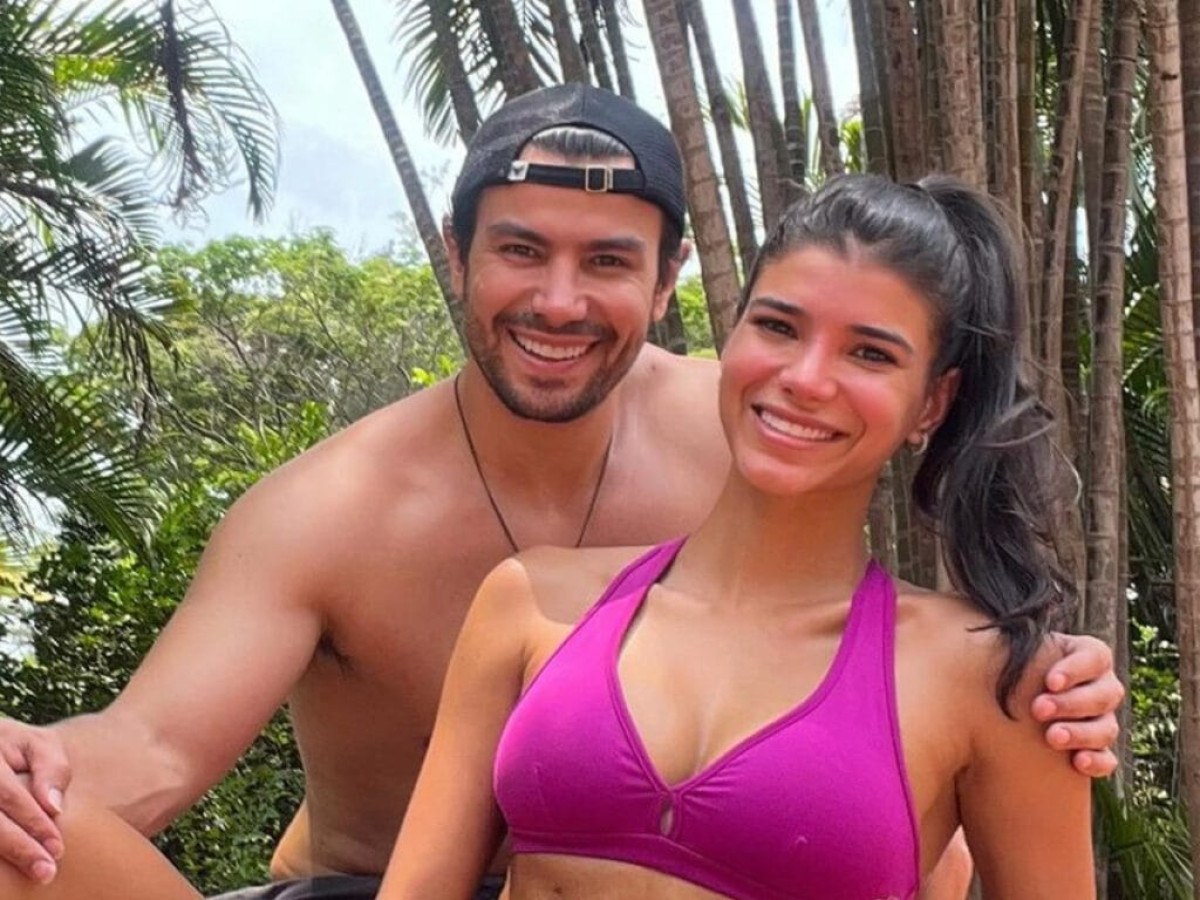 Juntos desde 'A fazenda 12', Jakelyne Oliveira e Mariano ficam noivos