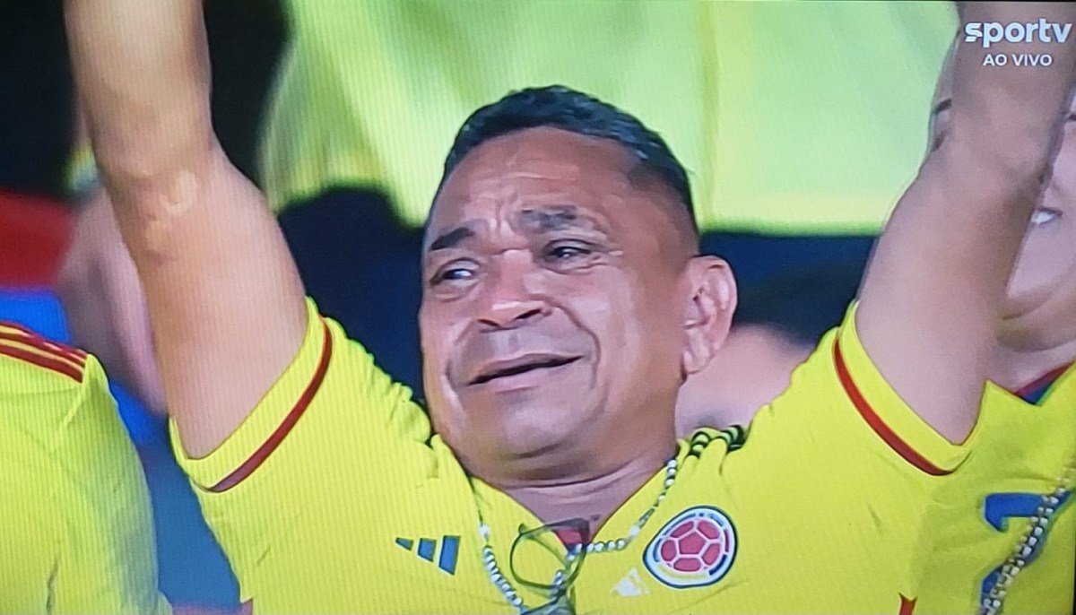 Luis Díaz arrasa no campo e pai do craque emociona a Colômbia